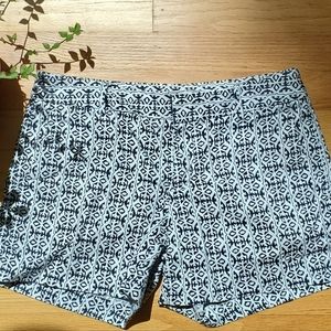 Banana Republic Ikat Shorts Size 2